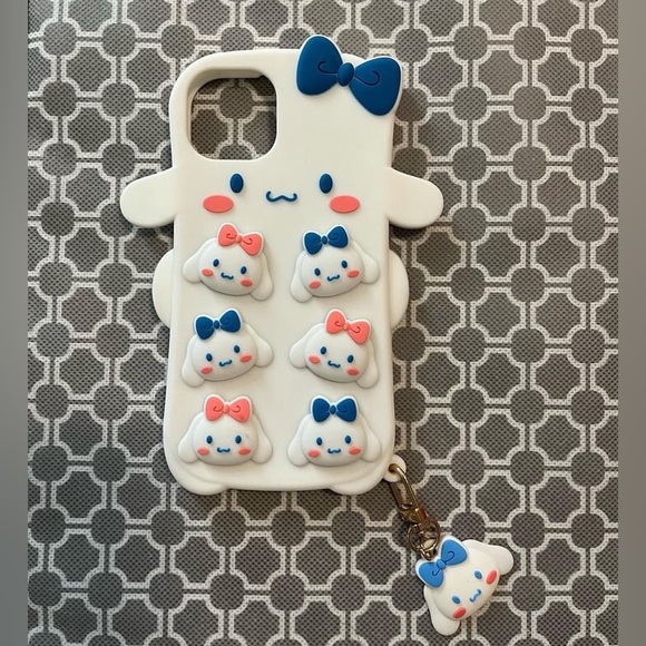 A lot of me cinnamoroll iPhone case 🤍 - Picture 5 of 6